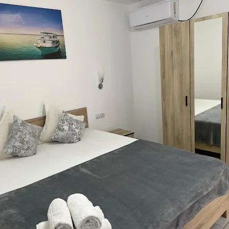 ホームステイ Casa Cristina Bianca *